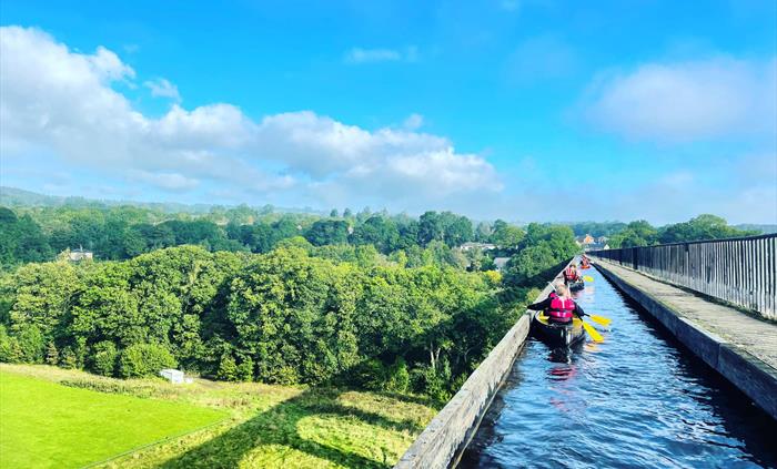 Bearded men adventures, Canoeing across the pontcysyllte aqueduct, llangollen